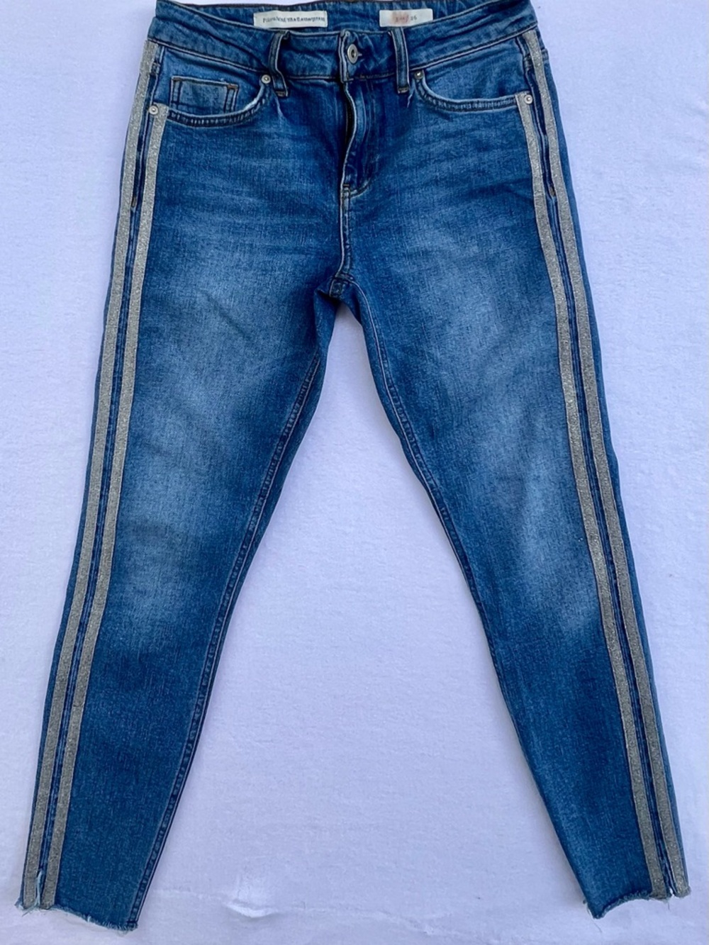 Anthropologie Pilcro Womens High Rise Silver Tuxedo Stripe Jeans, Size 26, EUC.